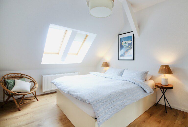 Spacious and bright bedroom, perfect for large families or groups booking 3 Bedroom Holiday Apartments in Copenhagen