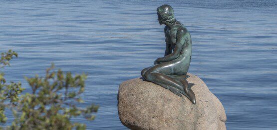 The Little Mermaid statue in Copenhagen